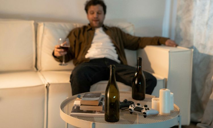 Conoce la relación entre el alcohol y la ansiedad